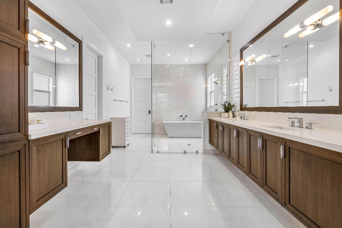 200 NE 6th, Boca Raton FL 33432