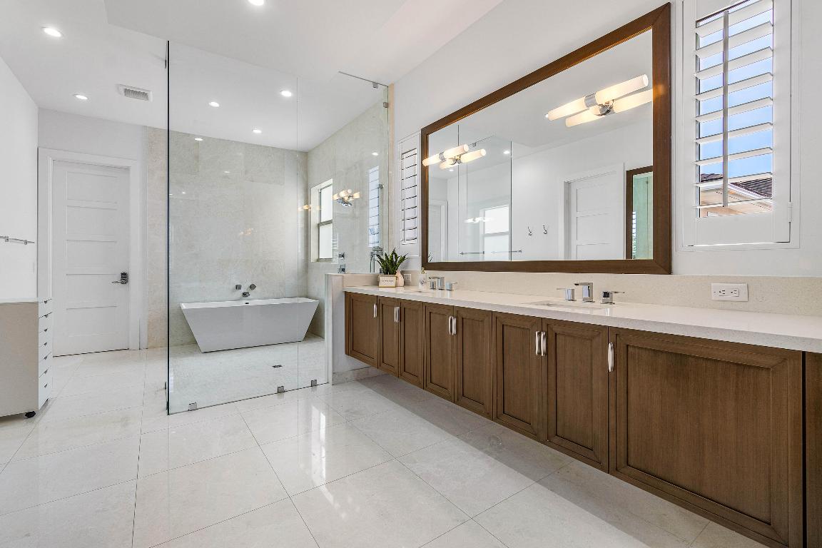 200 NE 6th, Boca Raton FL 33432