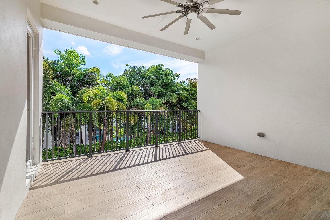 200 NE 6th, Boca Raton FL 33432
