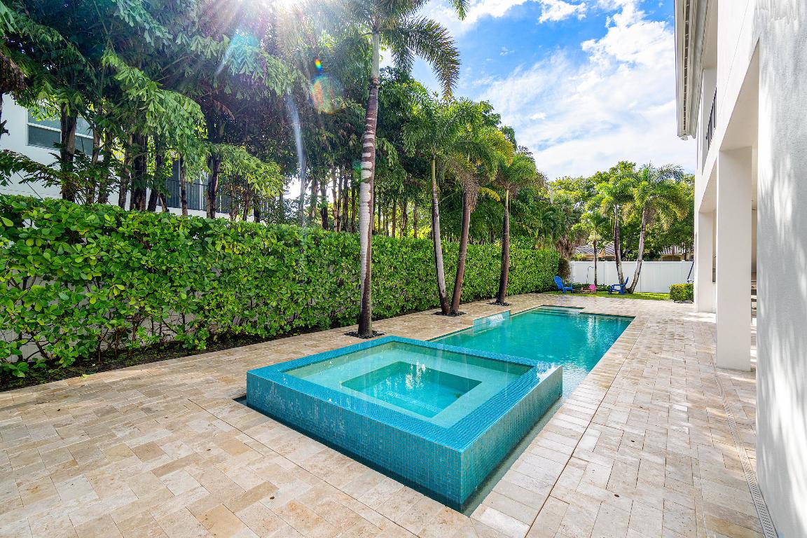 200 NE 6th, Boca Raton FL 33432