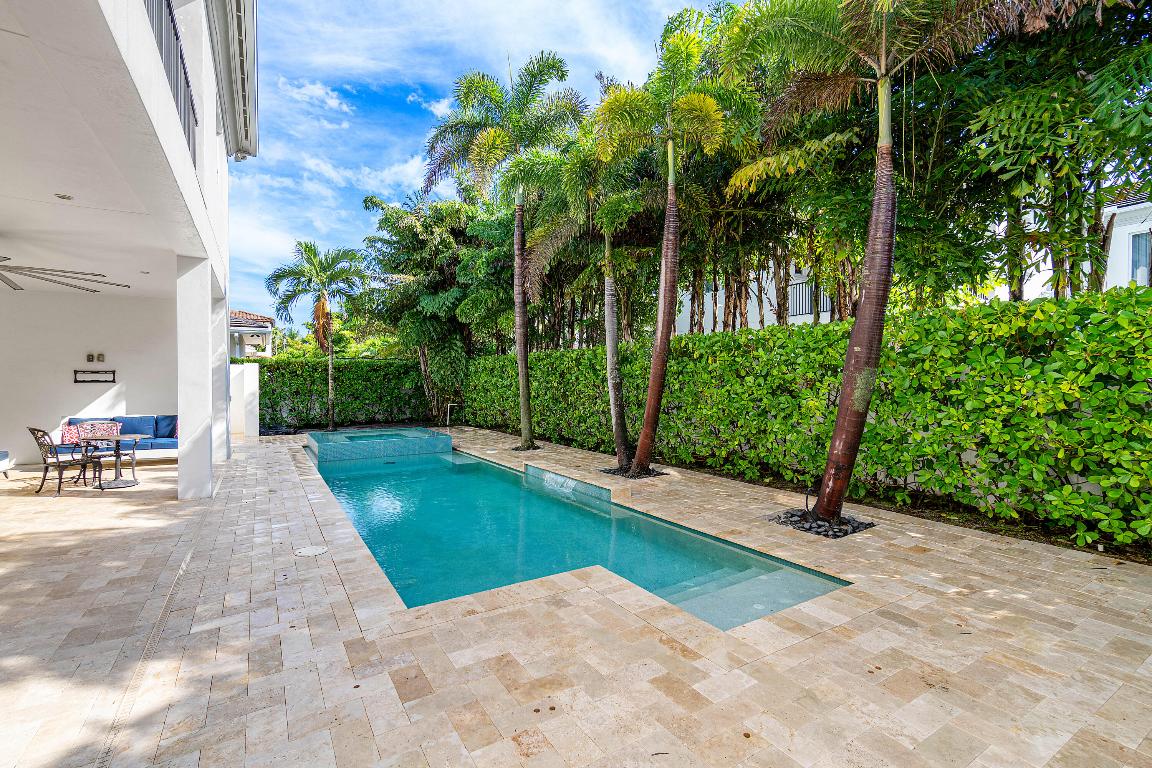 200 NE 6th, Boca Raton FL 33432