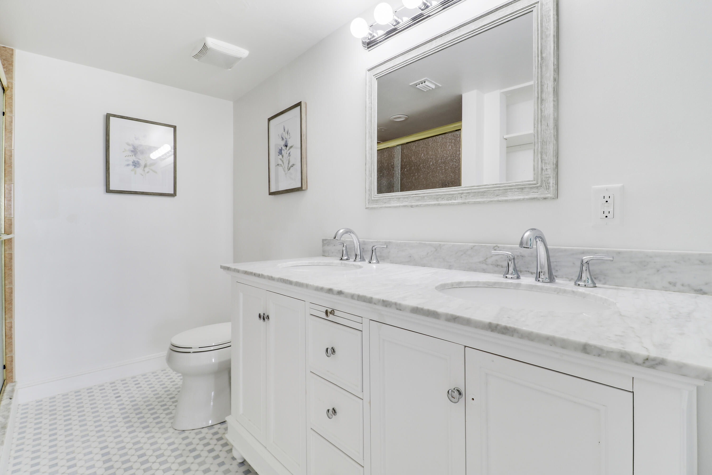 543 Bay Colony #Slip 8, Juno Beach FL 33408