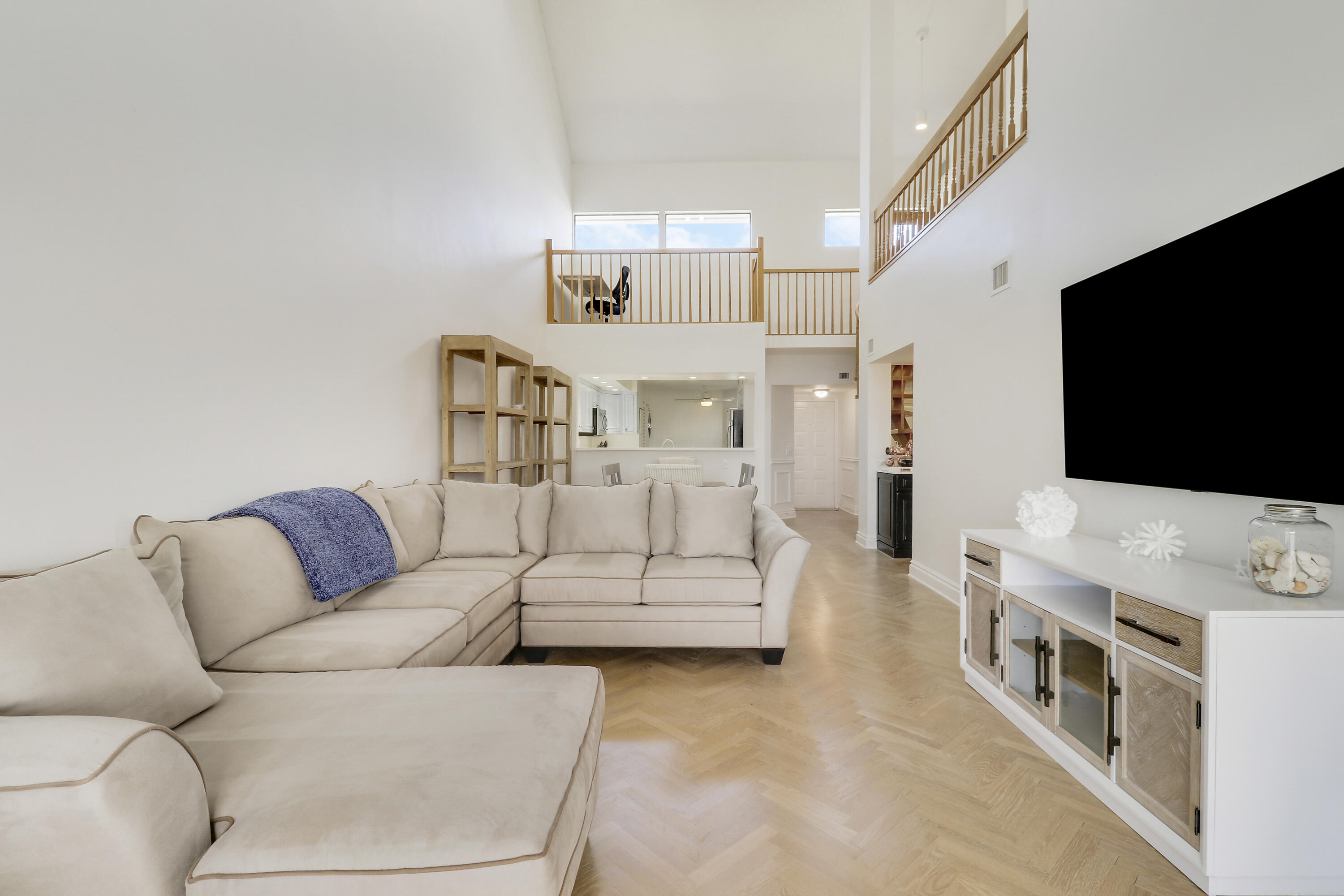 543 Bay Colony #Slip 8, Juno Beach FL 33408