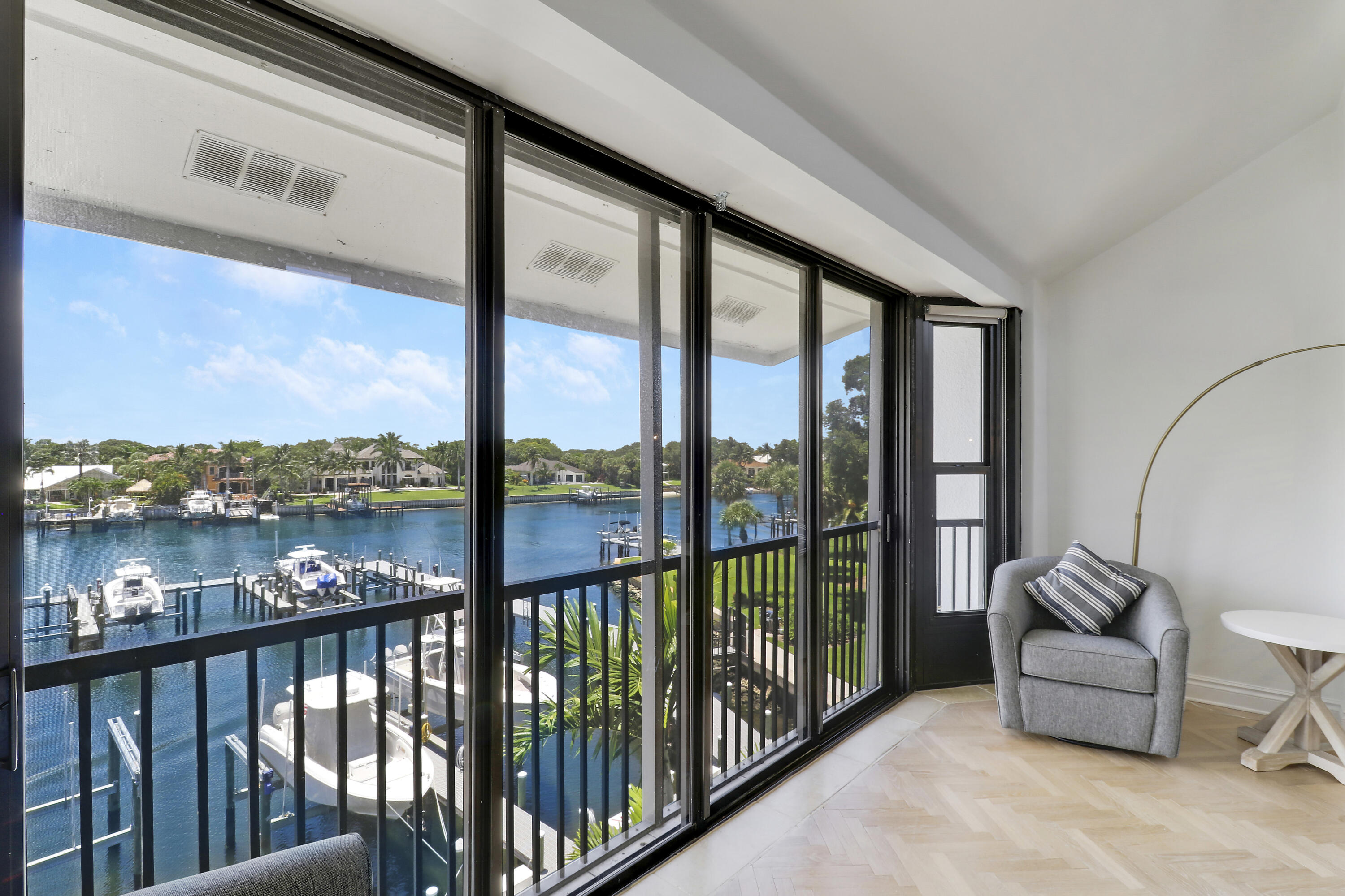 543 Bay Colony #Slip 8, Juno Beach FL 33408