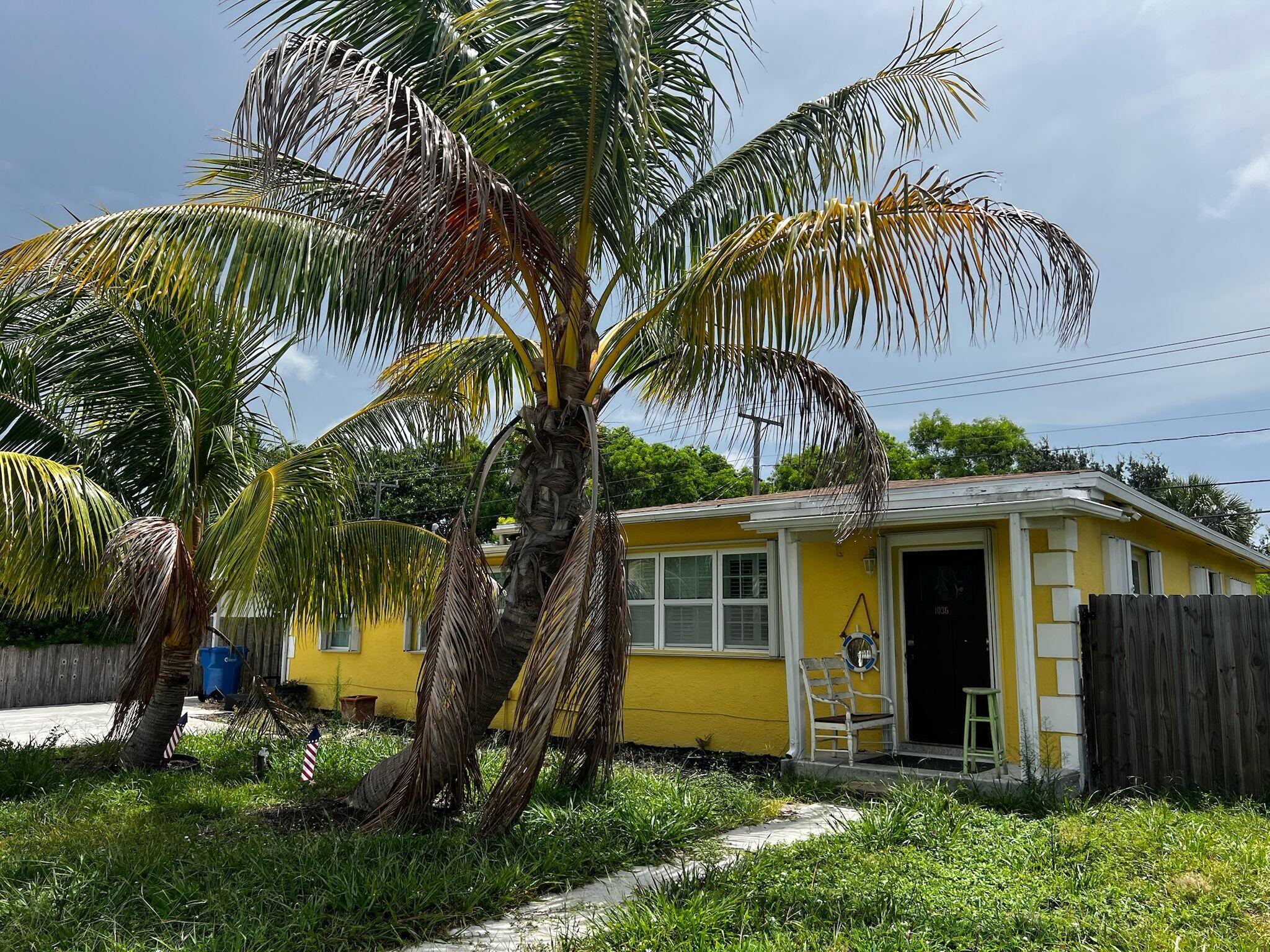 1036 S 14th, Lantana FL 33462