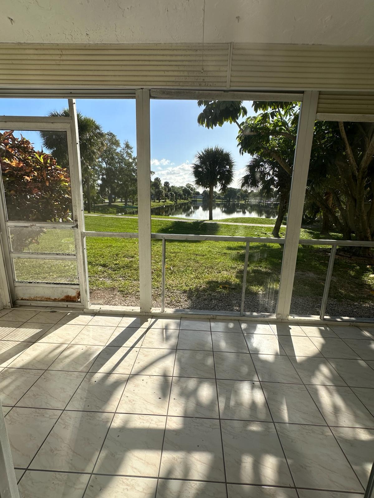 225 Bonnie #116, Palm Springs FL 33461