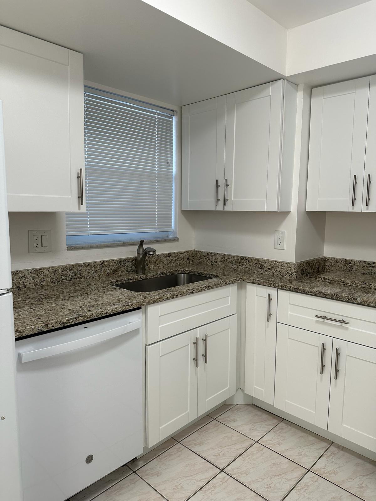 225 Bonnie #116, Palm Springs FL 33461