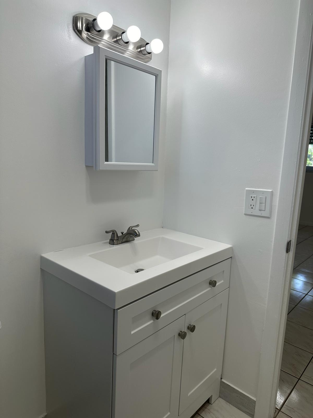 225 Bonnie #116, Palm Springs FL 33461