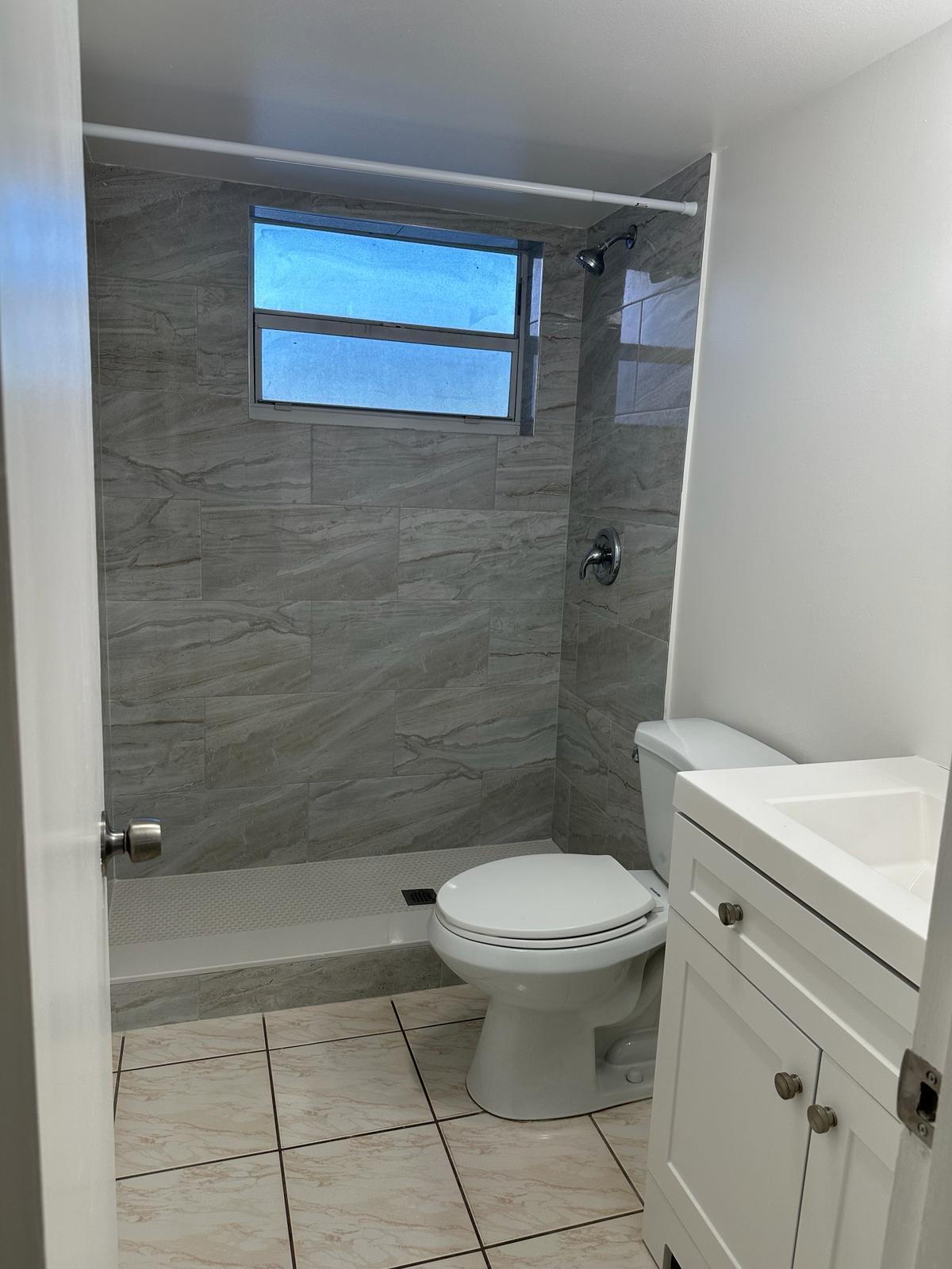 225 Bonnie #116, Palm Springs FL 33461