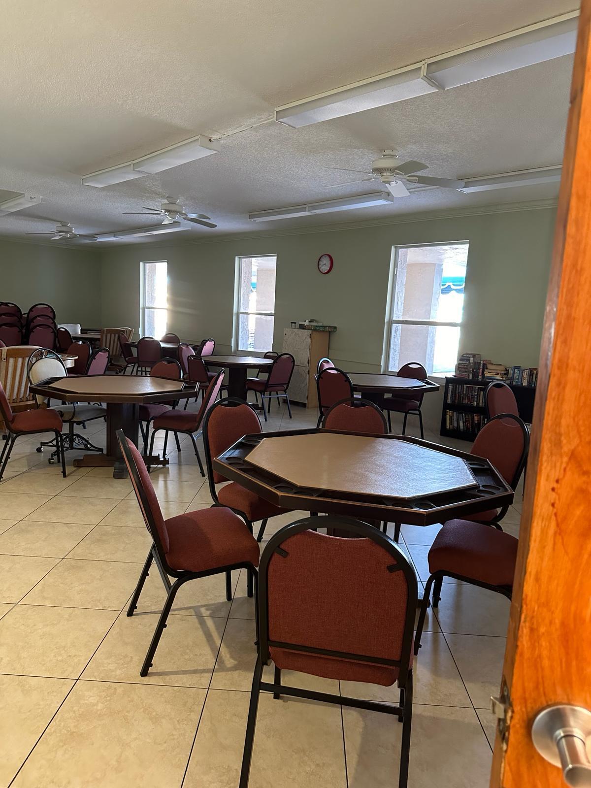 225 Bonnie #116, Palm Springs FL 33461