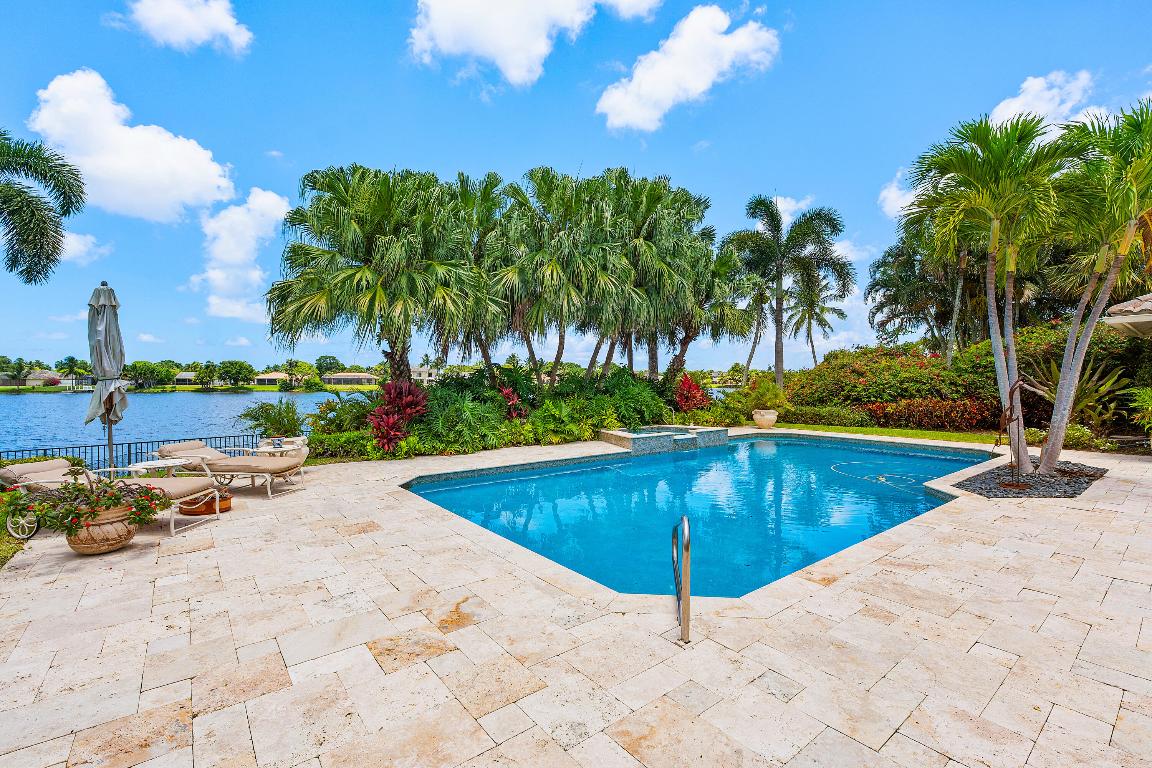 17582 Bocaire, Boca Raton FL 33487