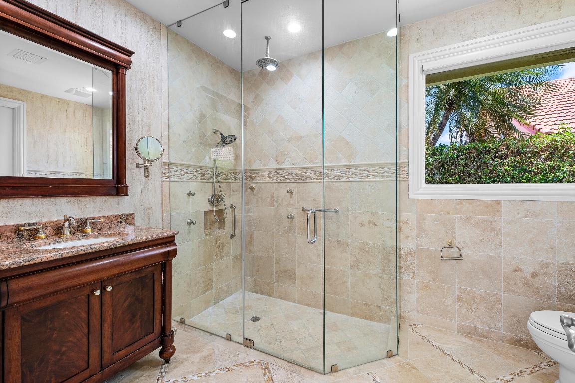 17582 Bocaire, Boca Raton FL 33487