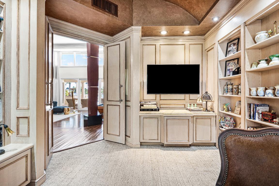 17582 Bocaire, Boca Raton FL 33487
