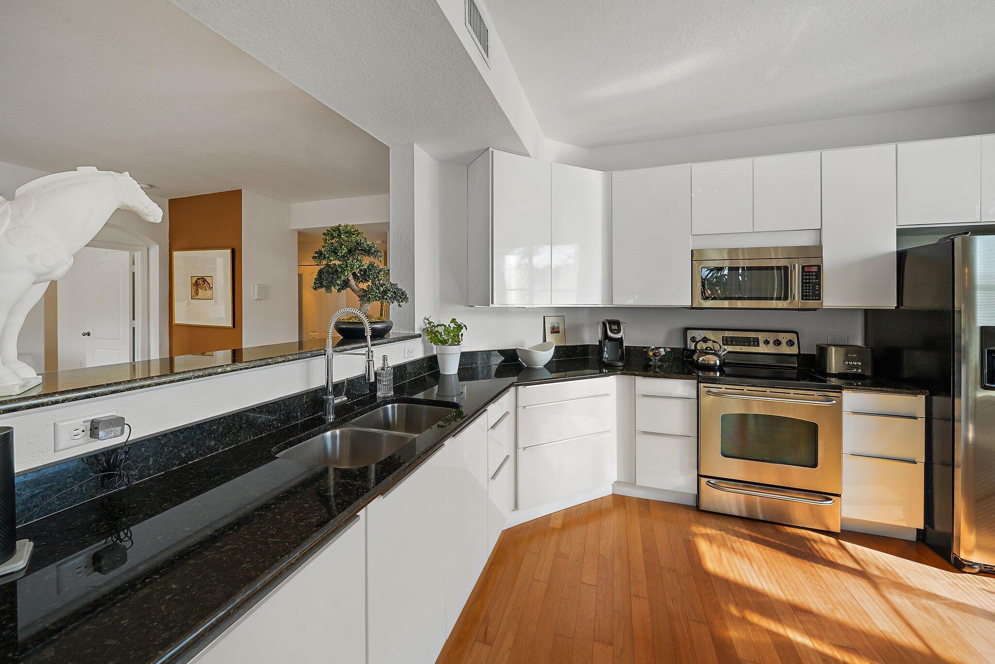 11011 Legacy 306 #306, Palm Beach Gardens FL 33410