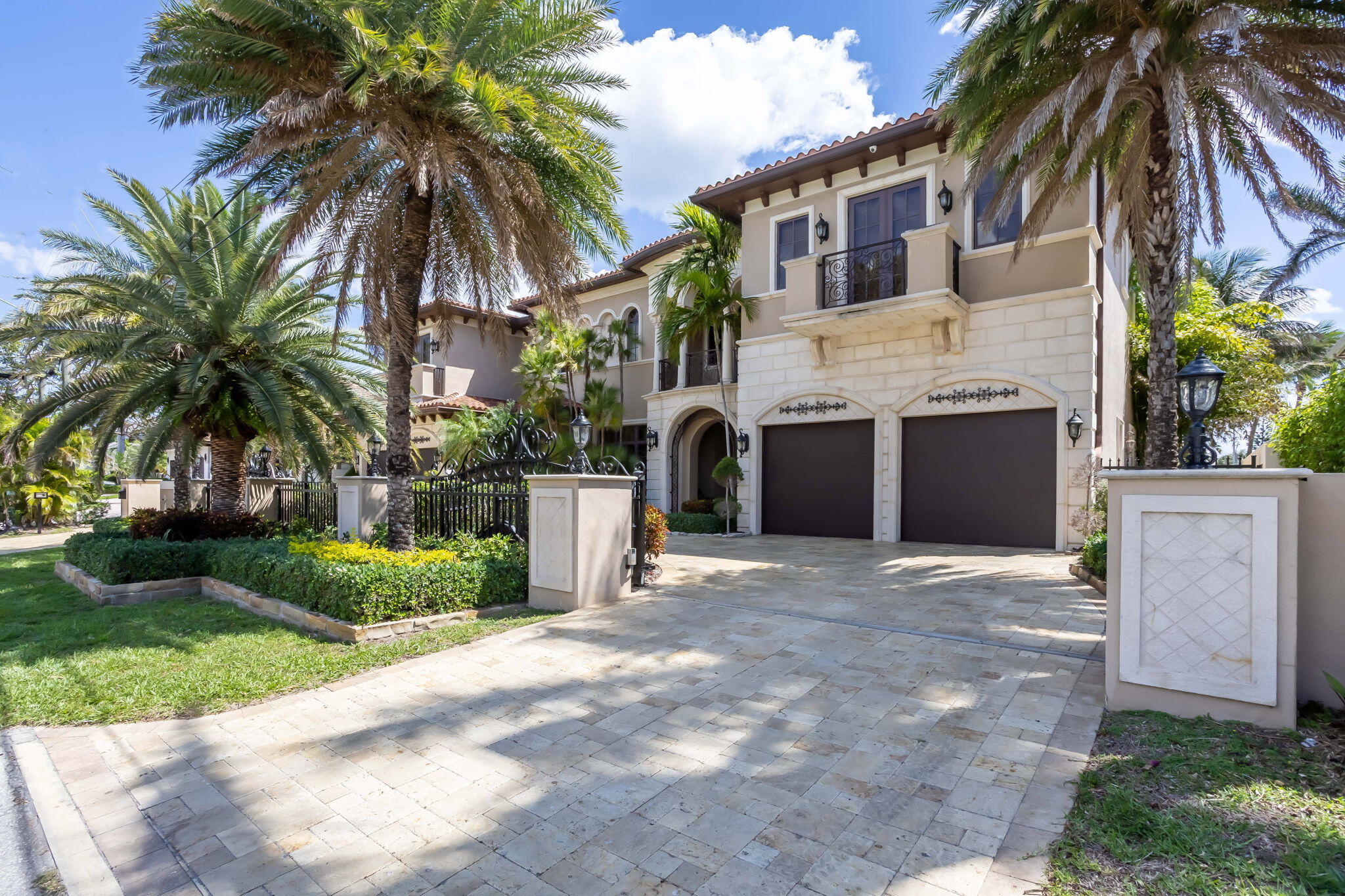 3870 NE 31st, Lighthouse Point FL 33064