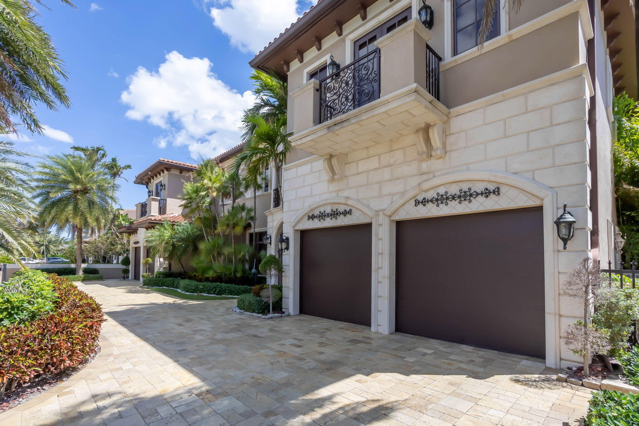 3870 NE 31st, Lighthouse Point FL 33064
