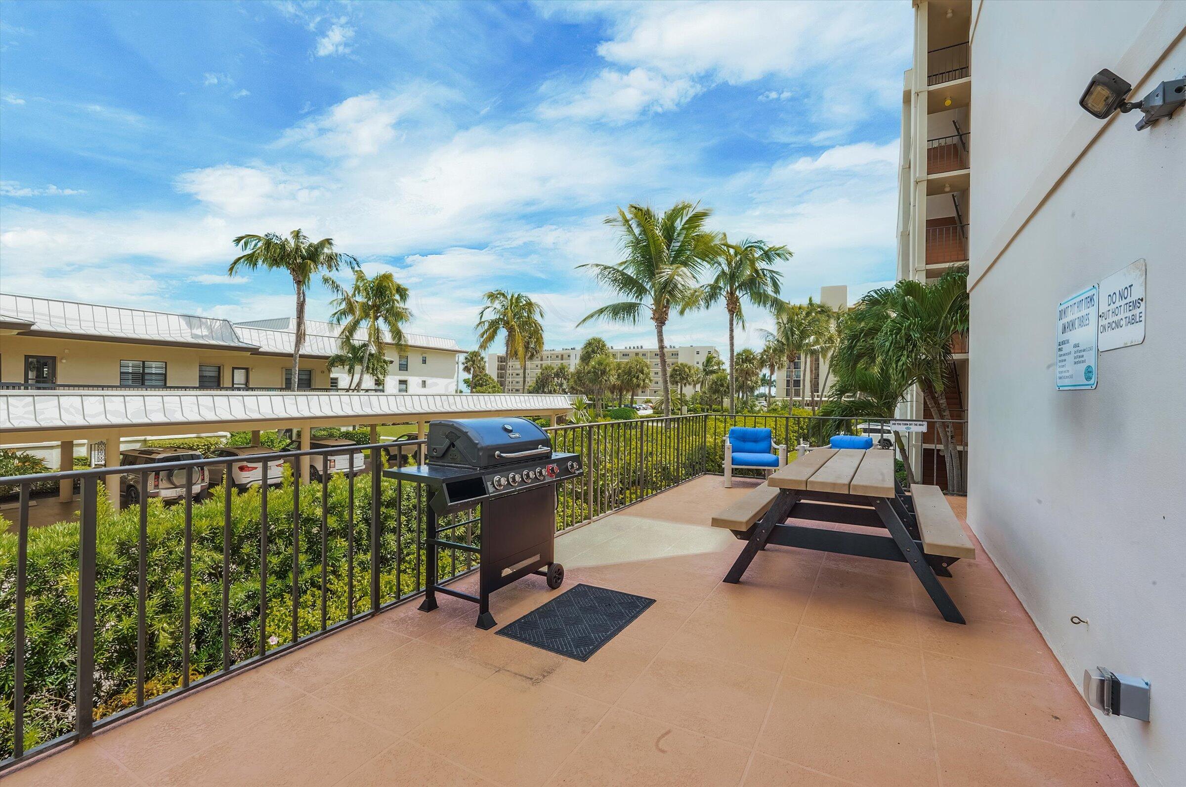 225 Beach #205, Tequesta FL 33469