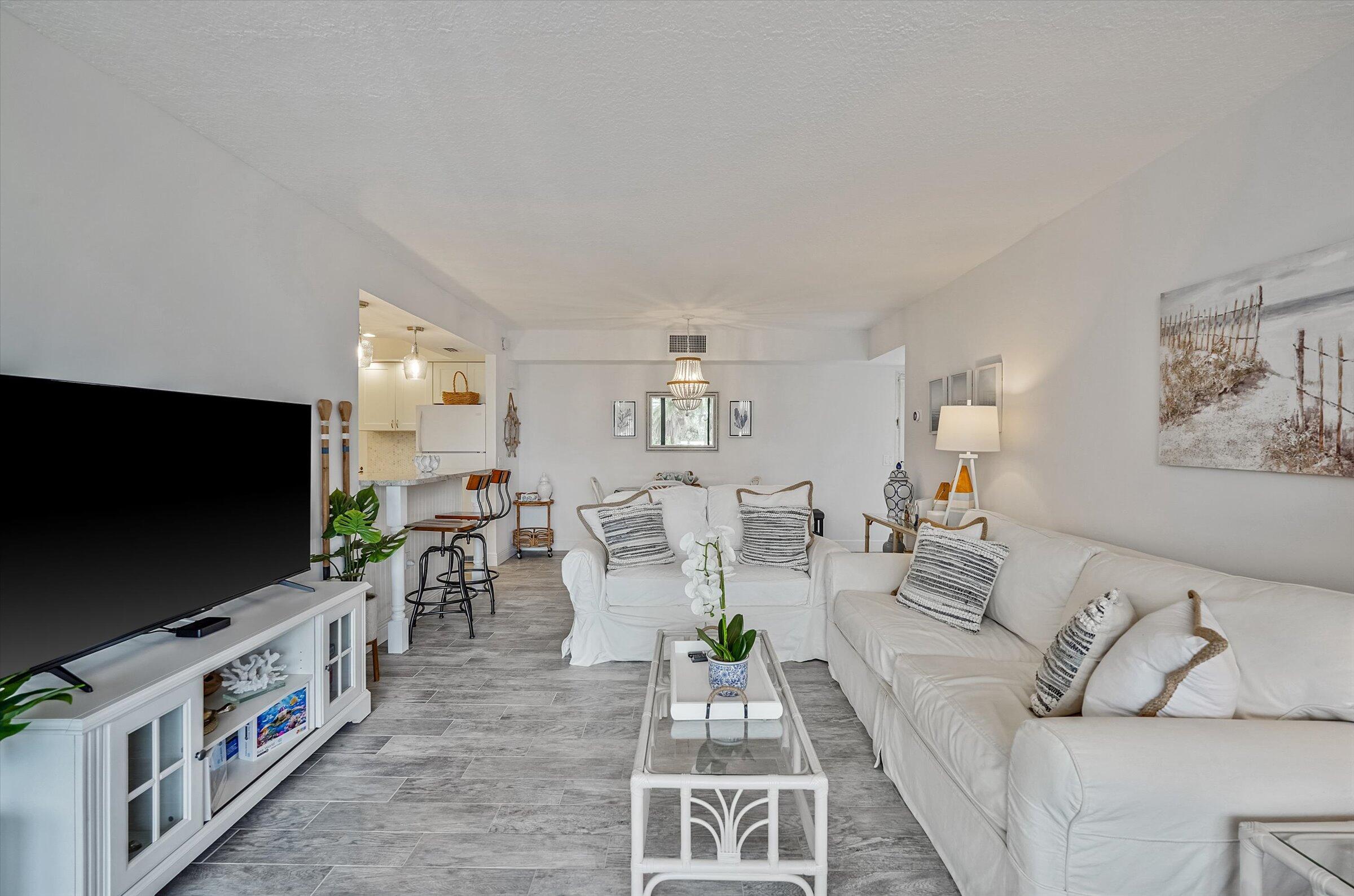 225 Beach #205, Tequesta FL 33469