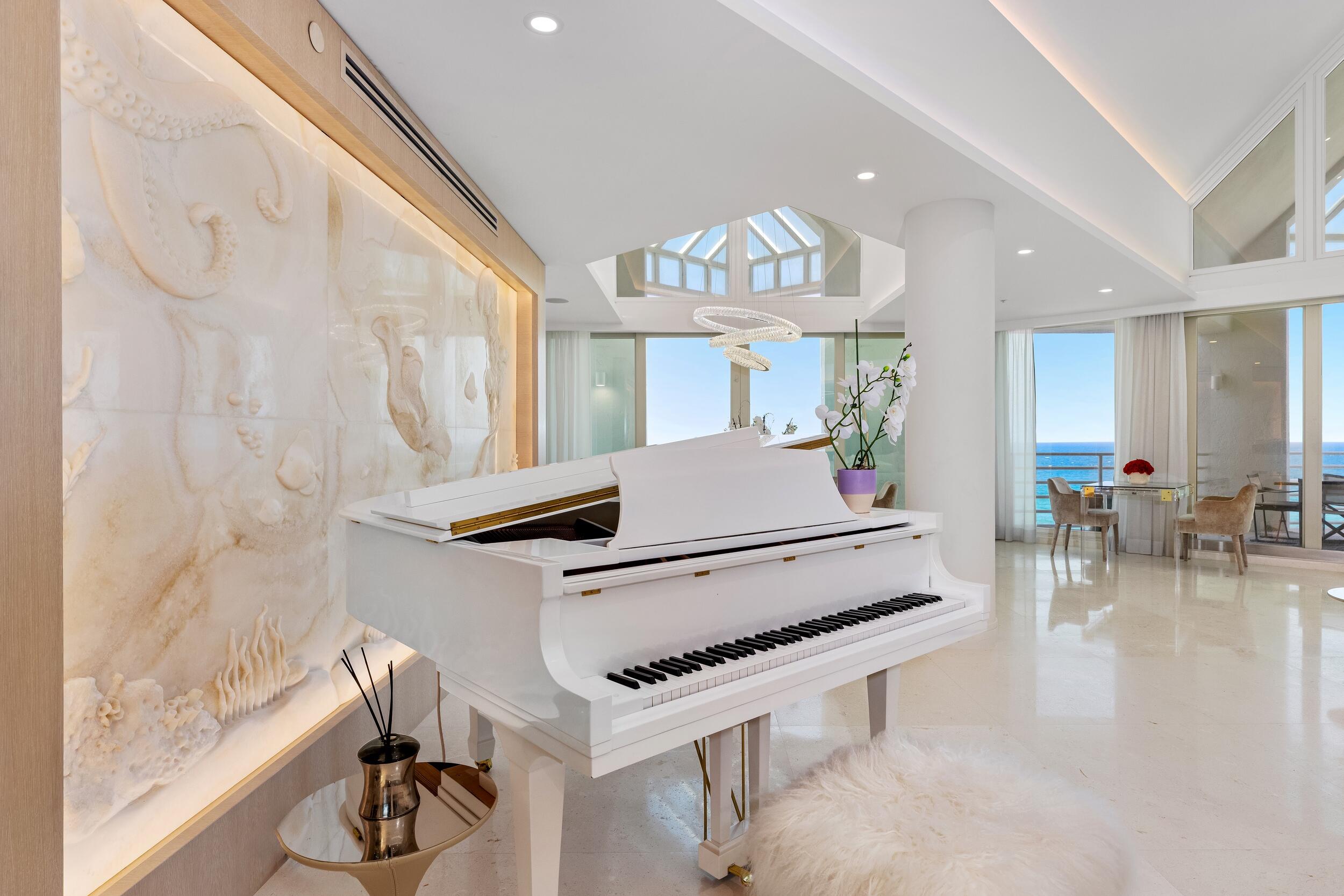 800 S Ocean #Ph6, Boca Raton FL 33432