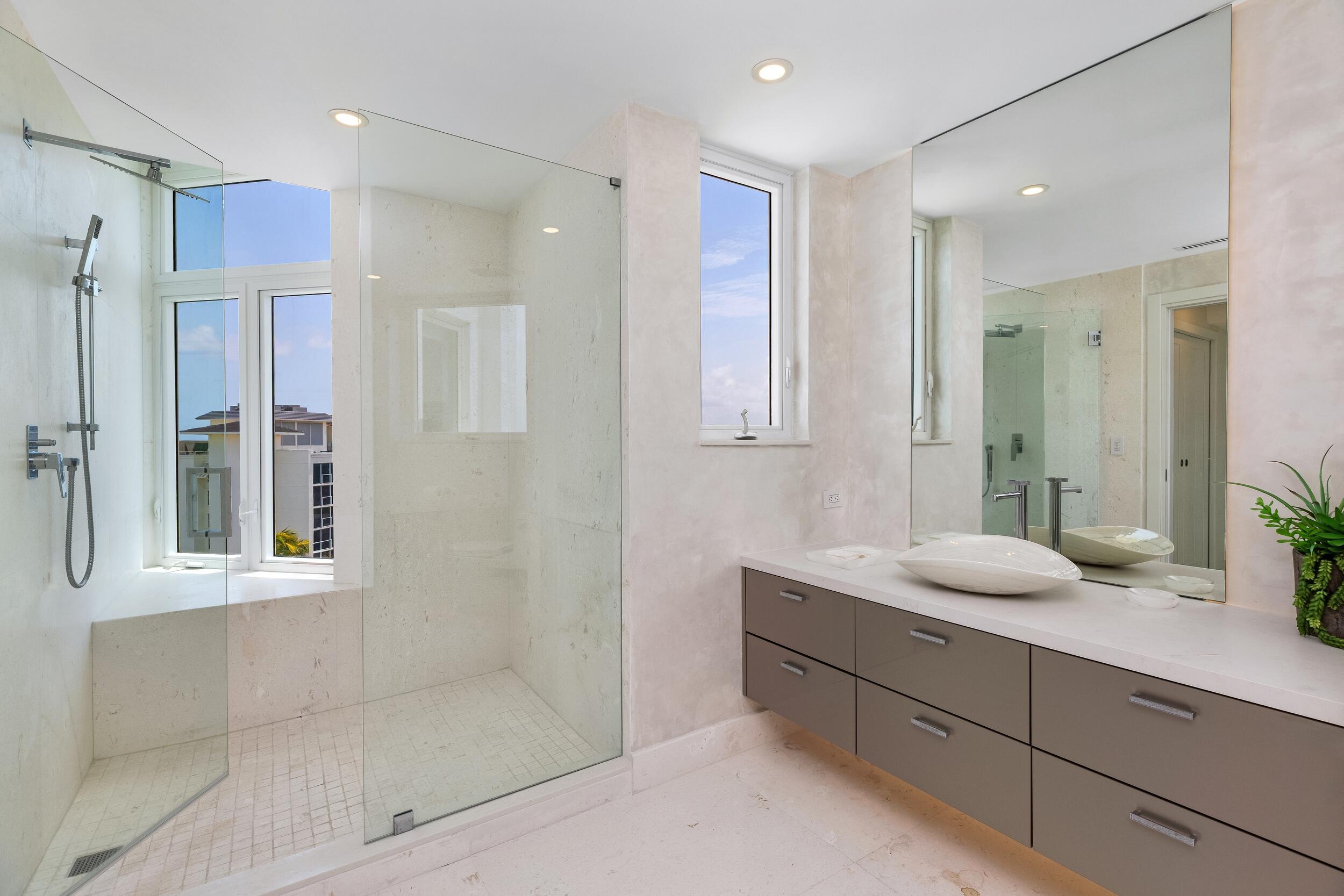 800 S Ocean #Ph6, Boca Raton FL 33432