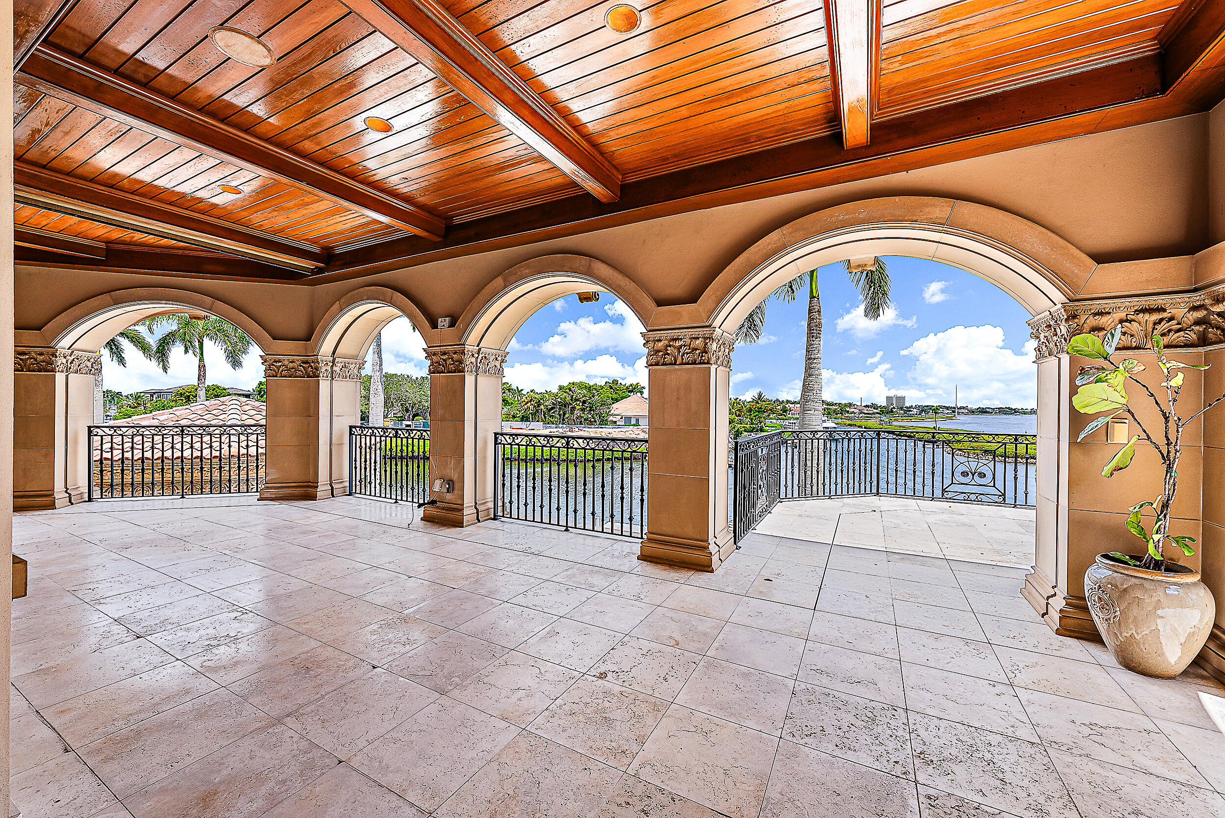 209 Commodore, Jupiter FL 33477