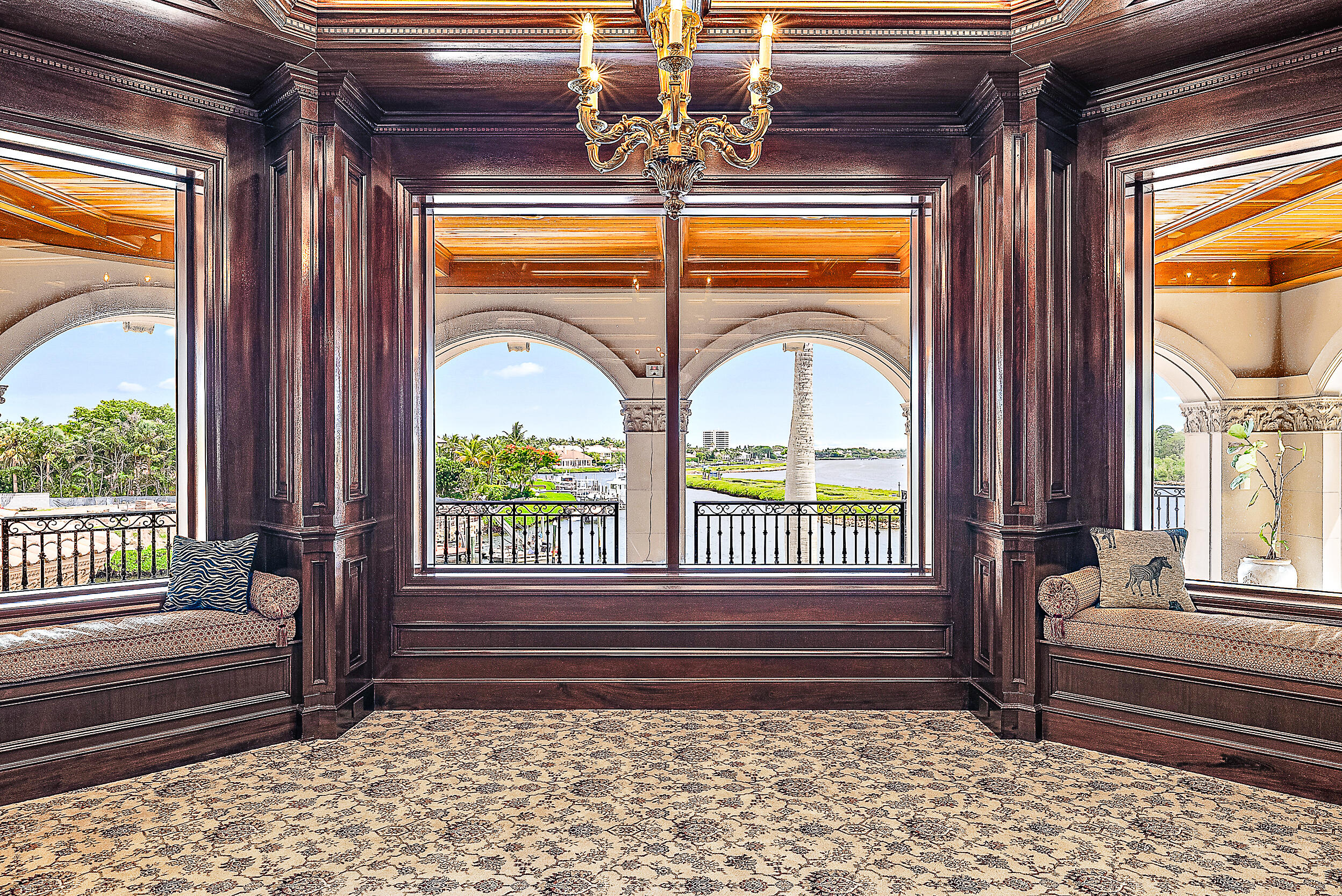 209 Commodore, Jupiter FL 33477