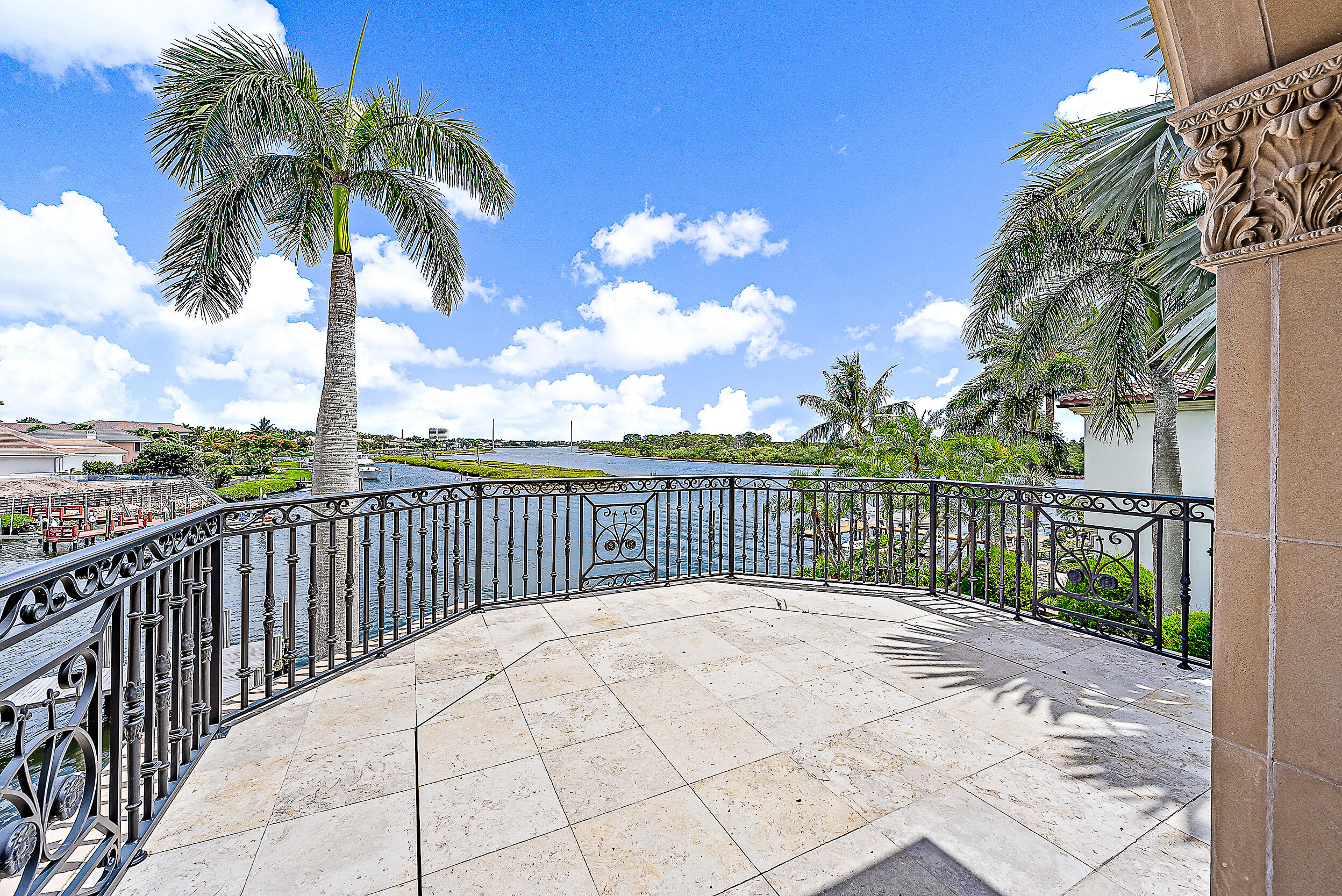 209 Commodore, Jupiter FL 33477
