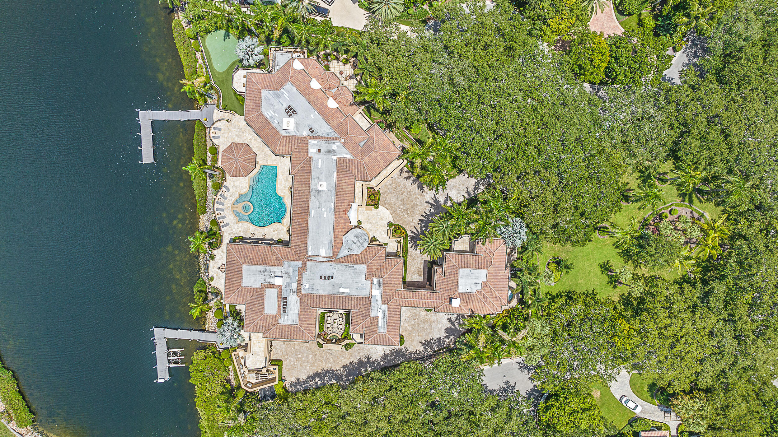 209 Commodore, Jupiter FL 33477