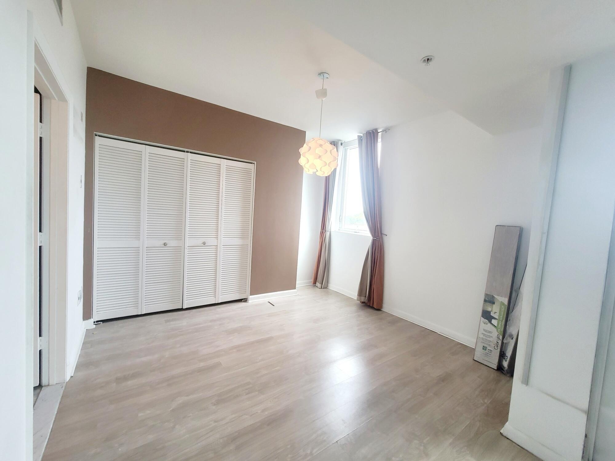 244 Biscayne Boulevard #401, Miami FL 33132