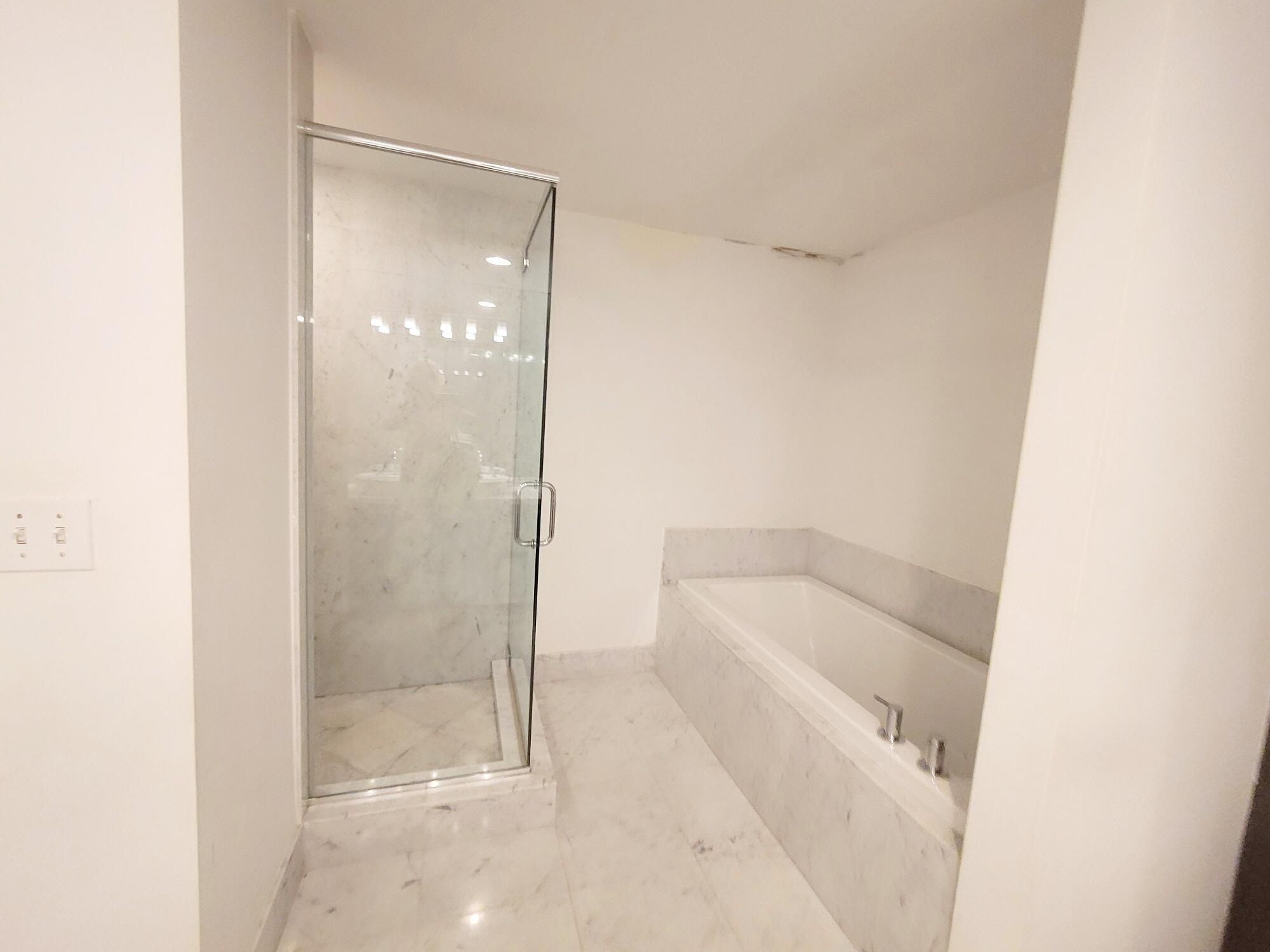 244 Biscayne Boulevard #401, Miami FL 33132
