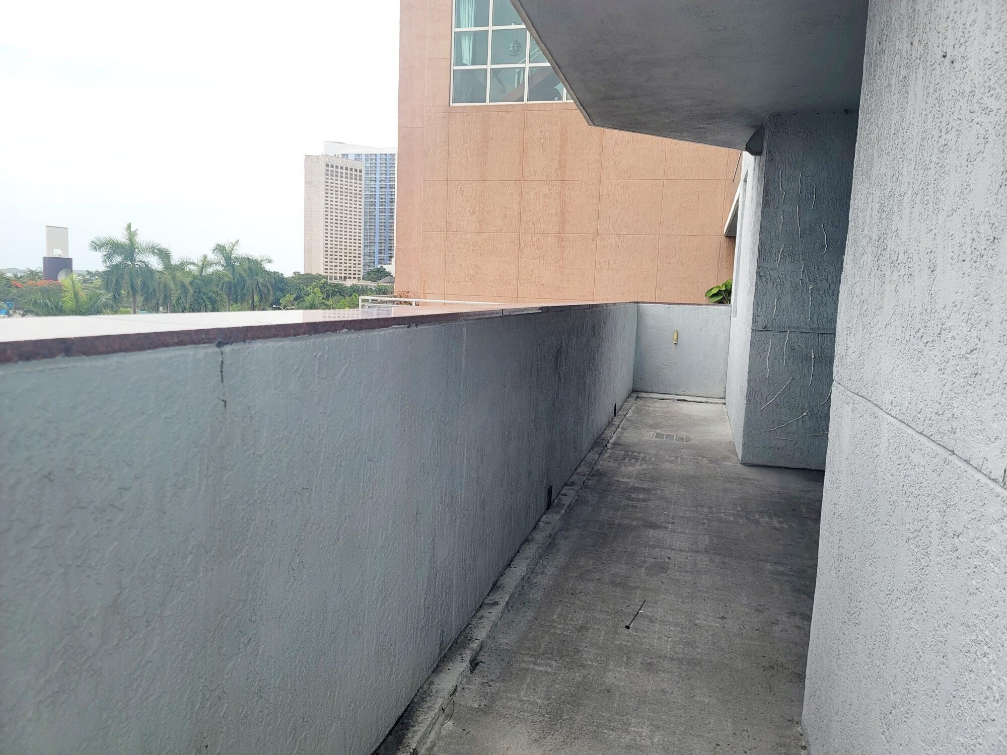 244 Biscayne Boulevard #401, Miami FL 33132