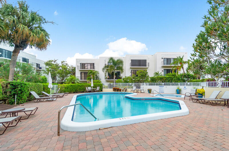 170 Celestial #1-5, Juno Beach FL 33408