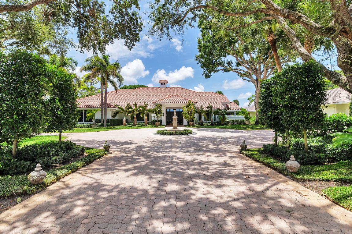 1504 Breakers West, West Palm Beach FL 33411