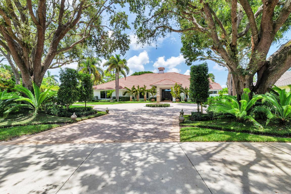 1504 Breakers West, West Palm Beach FL 33411