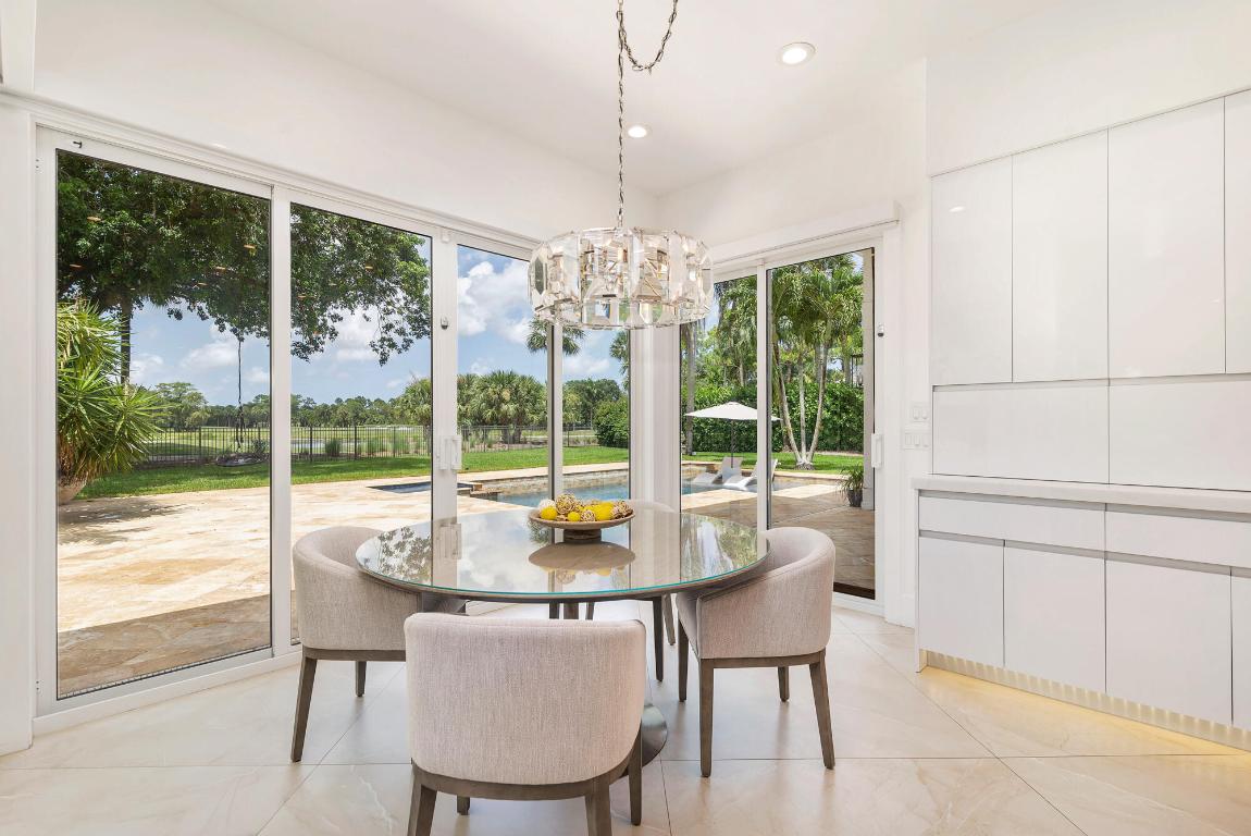 1504 Breakers West, West Palm Beach FL 33411