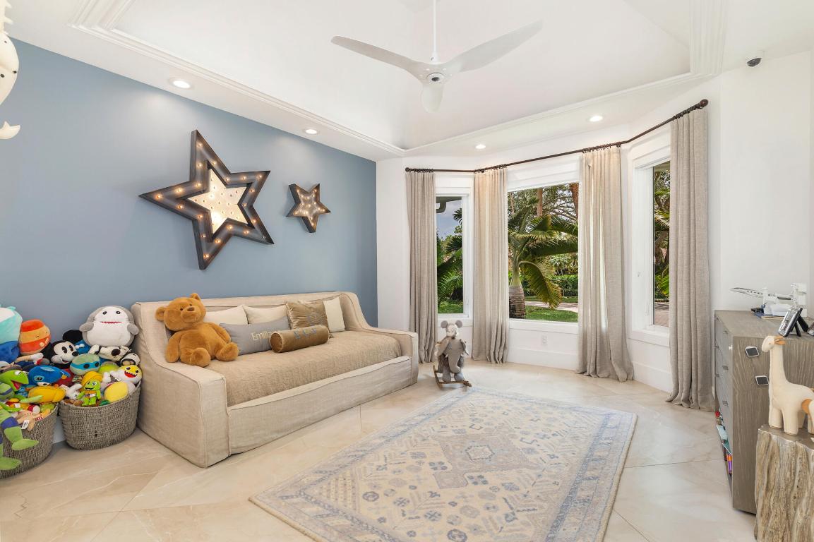 1504 Breakers West, West Palm Beach FL 33411
