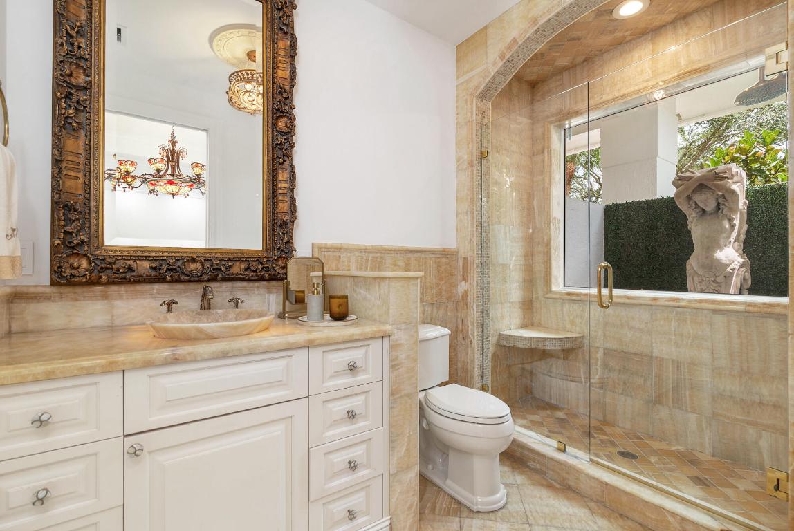 1504 Breakers West, West Palm Beach FL 33411