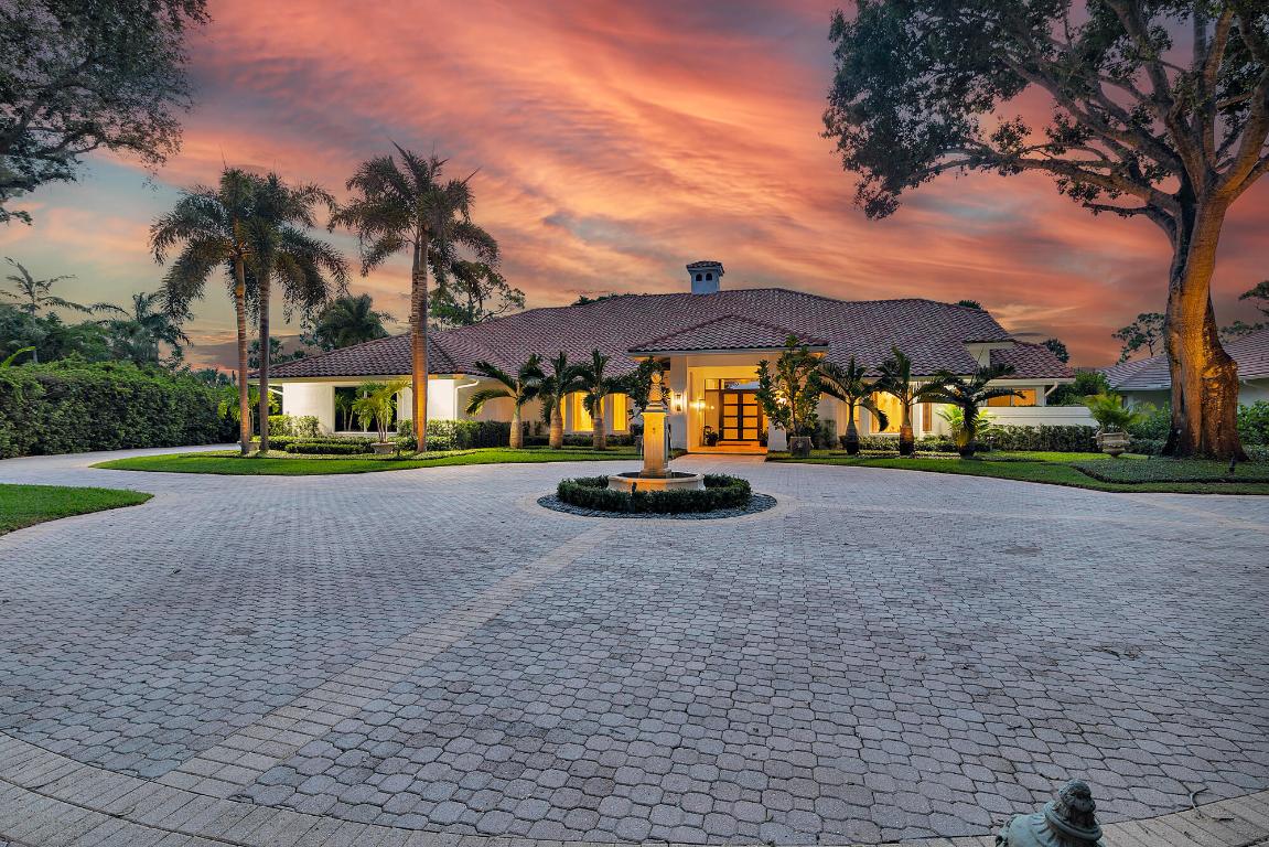 1504 Breakers West, West Palm Beach FL 33411