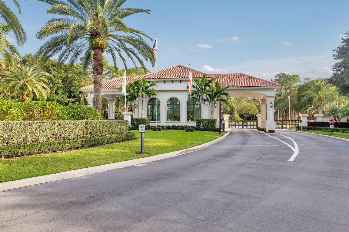 1504 Breakers West, West Palm Beach FL 33411
