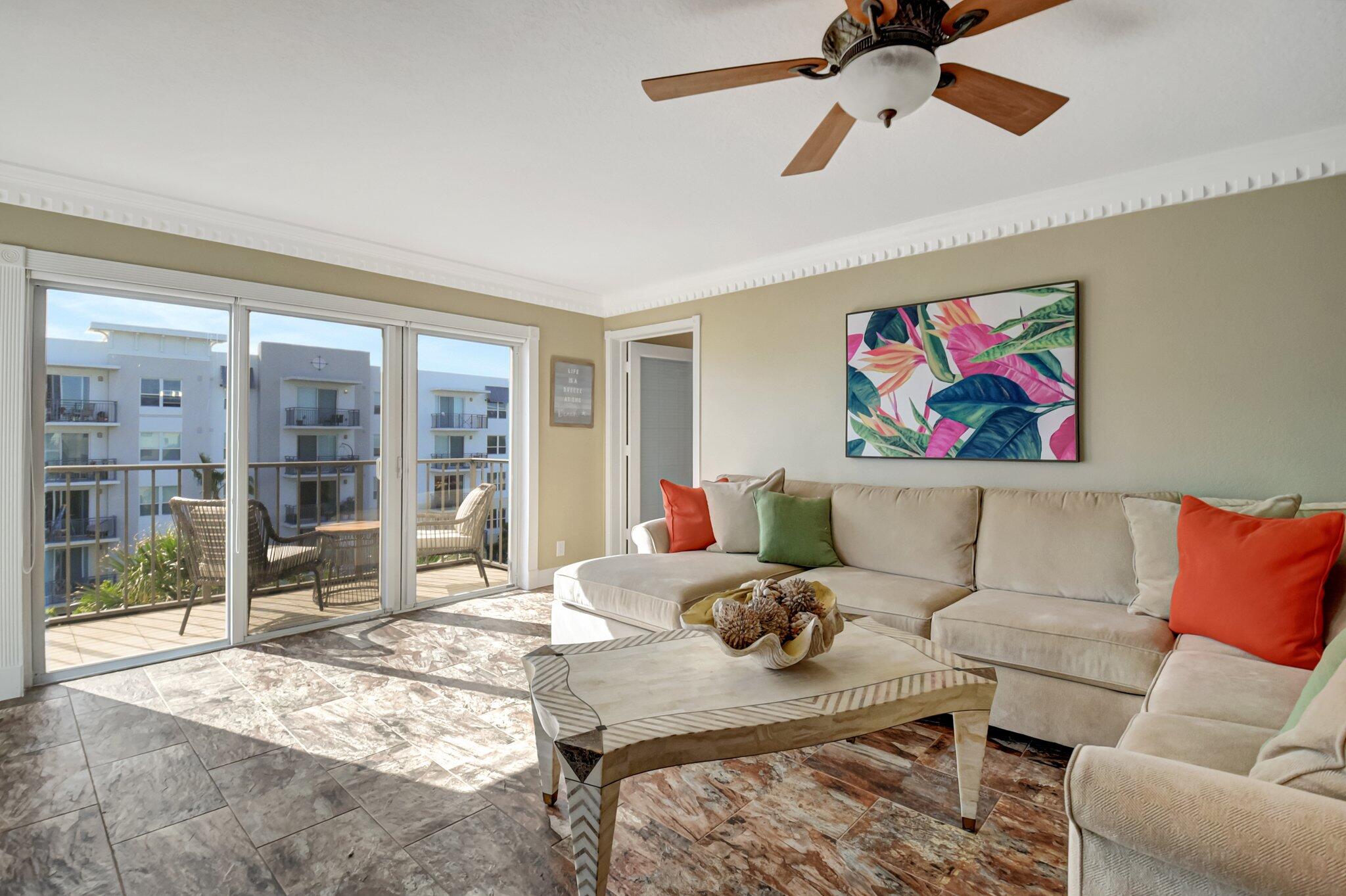 1206 S Lake #504, Lantana FL 33462