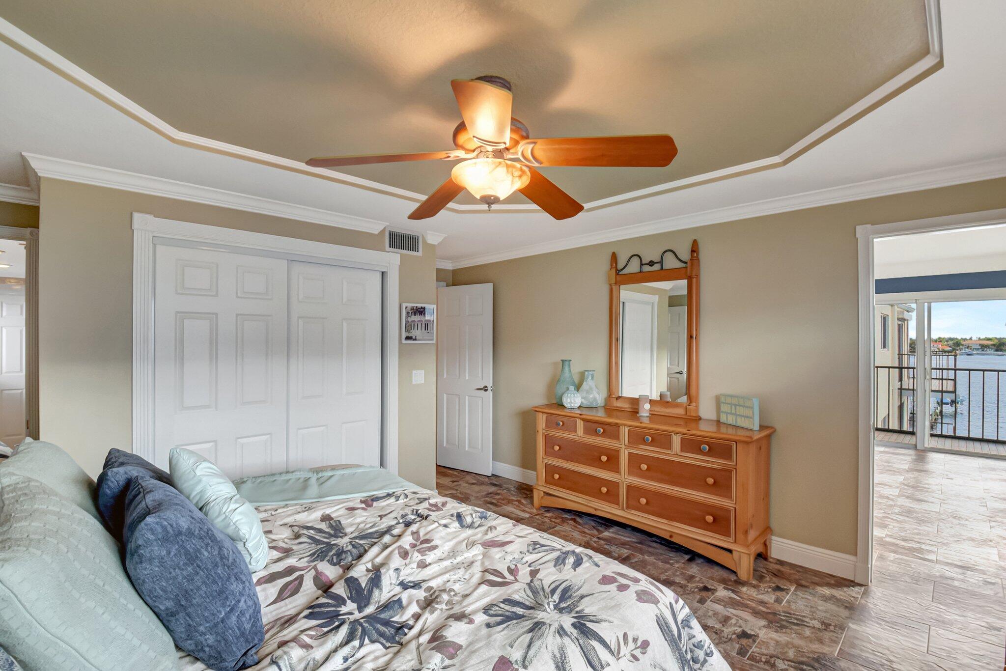 1206 S Lake #504, Lantana FL 33462