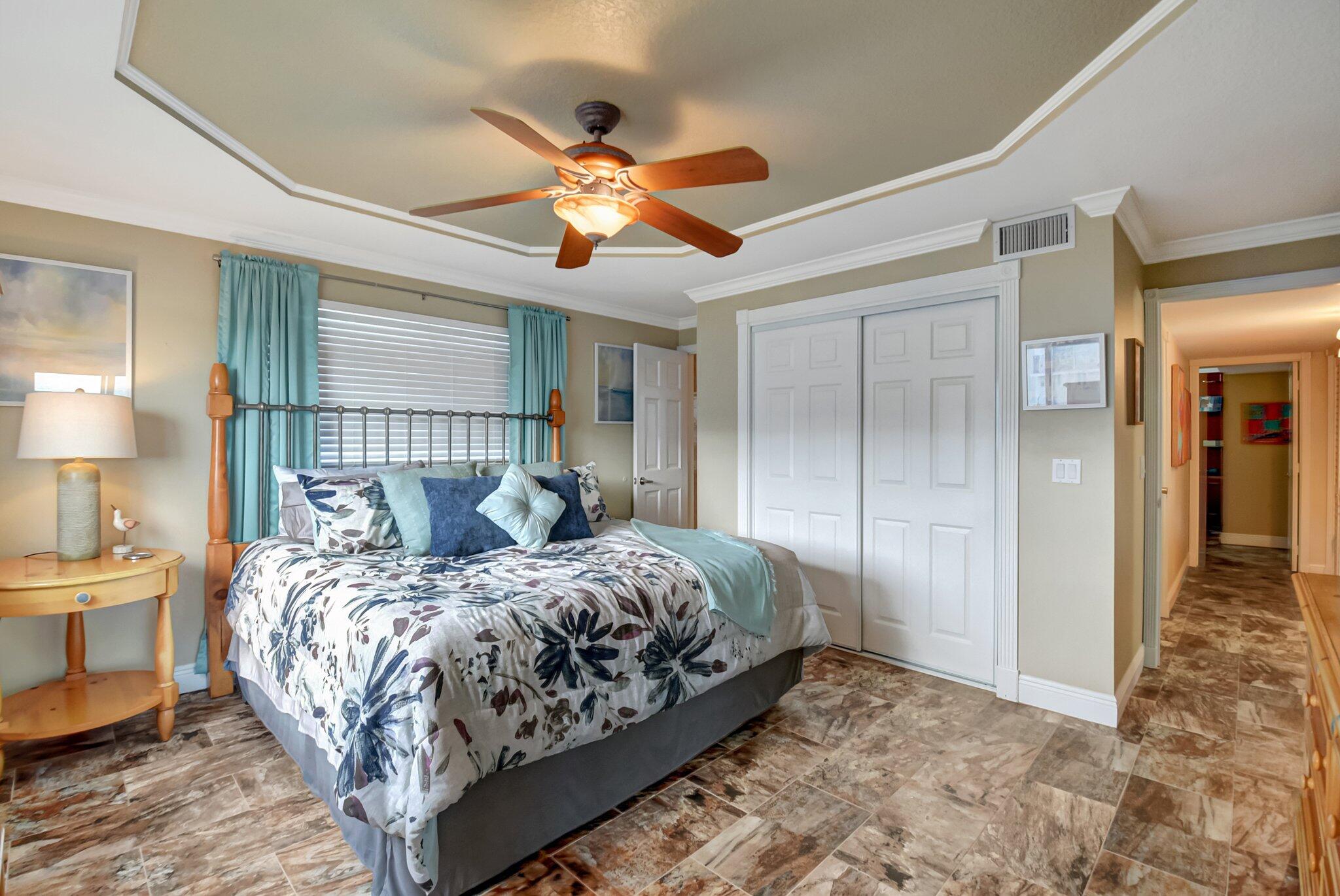 1206 S Lake #504, Lantana FL 33462