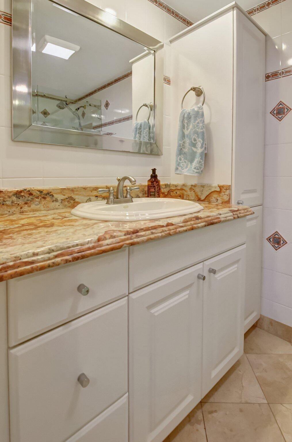 1206 S Lake #504, Lantana FL 33462