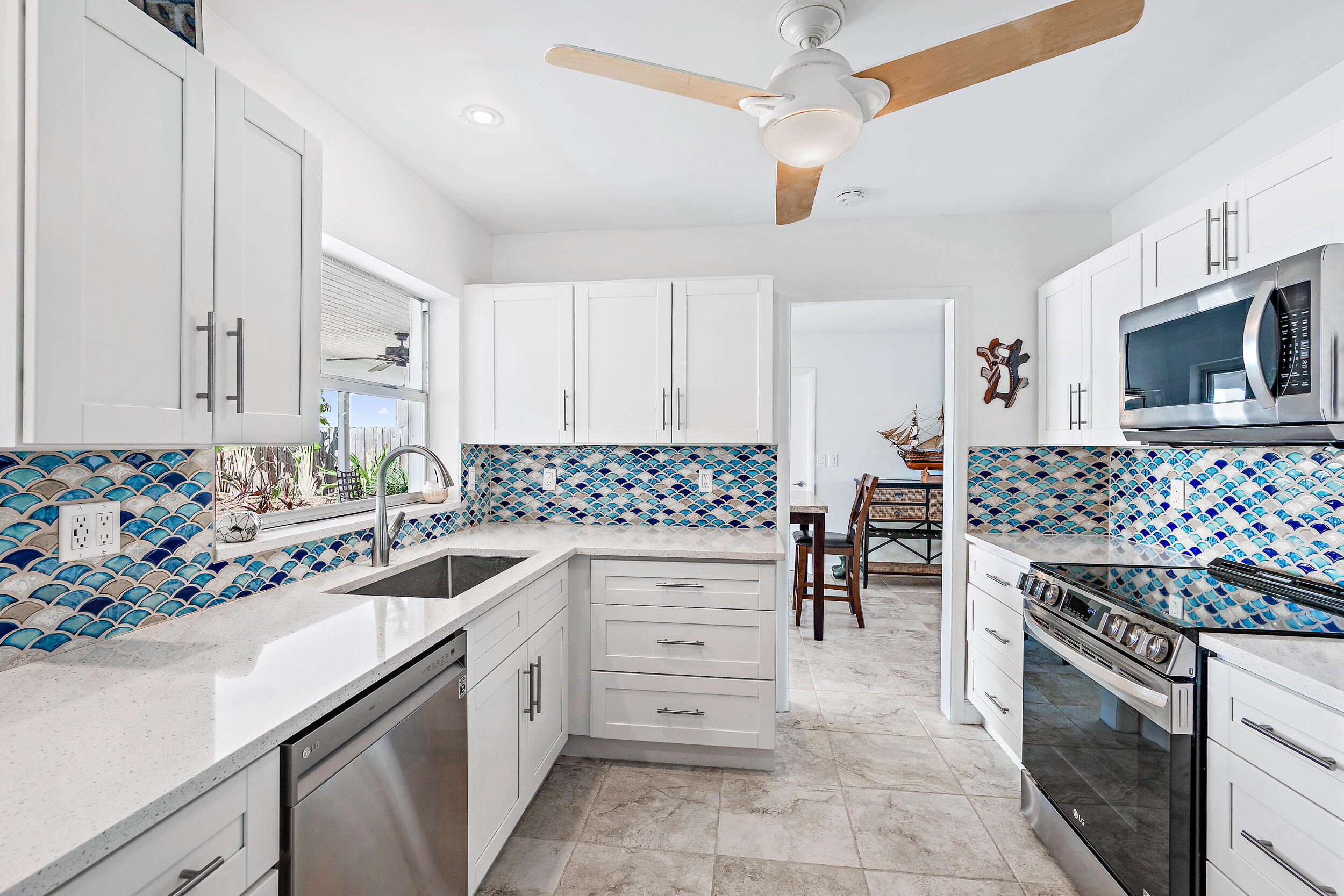 733 Waterway, North Palm Beach FL 33408