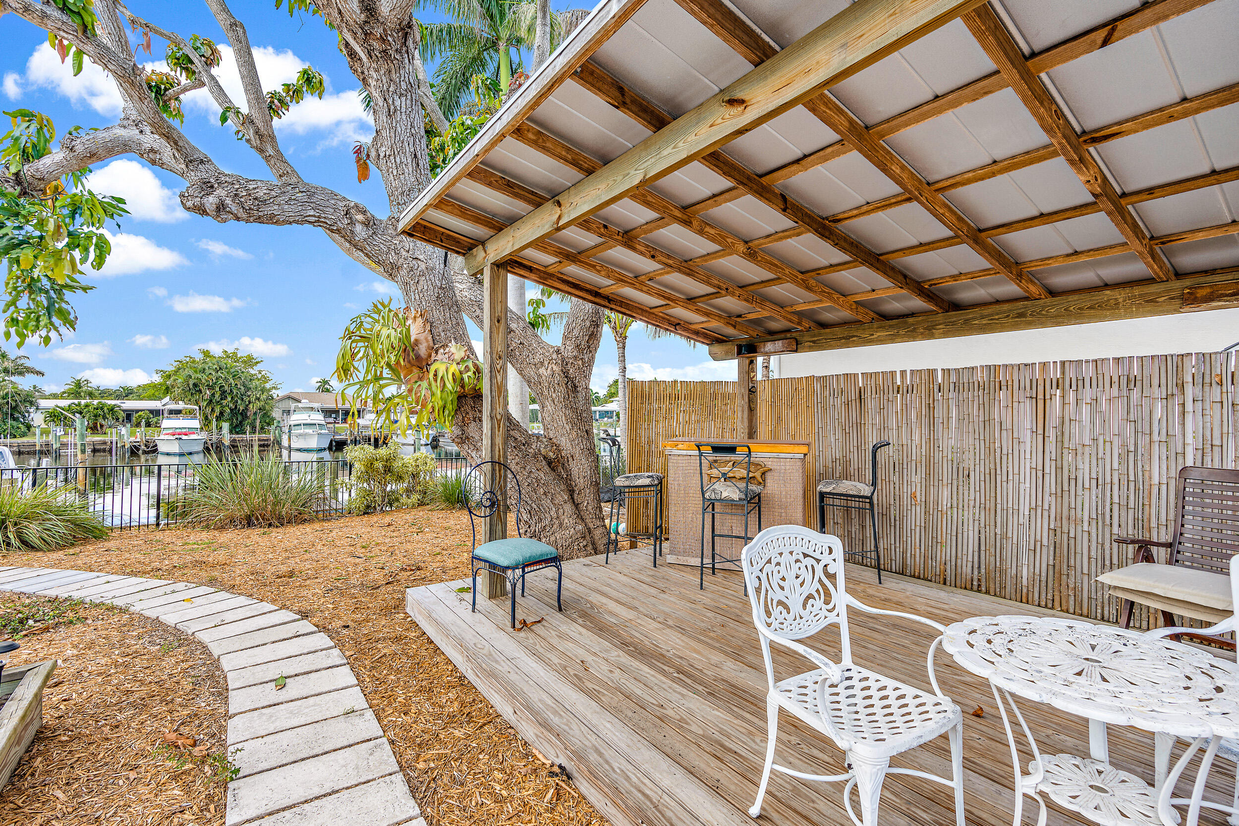 733 Waterway, North Palm Beach FL 33408