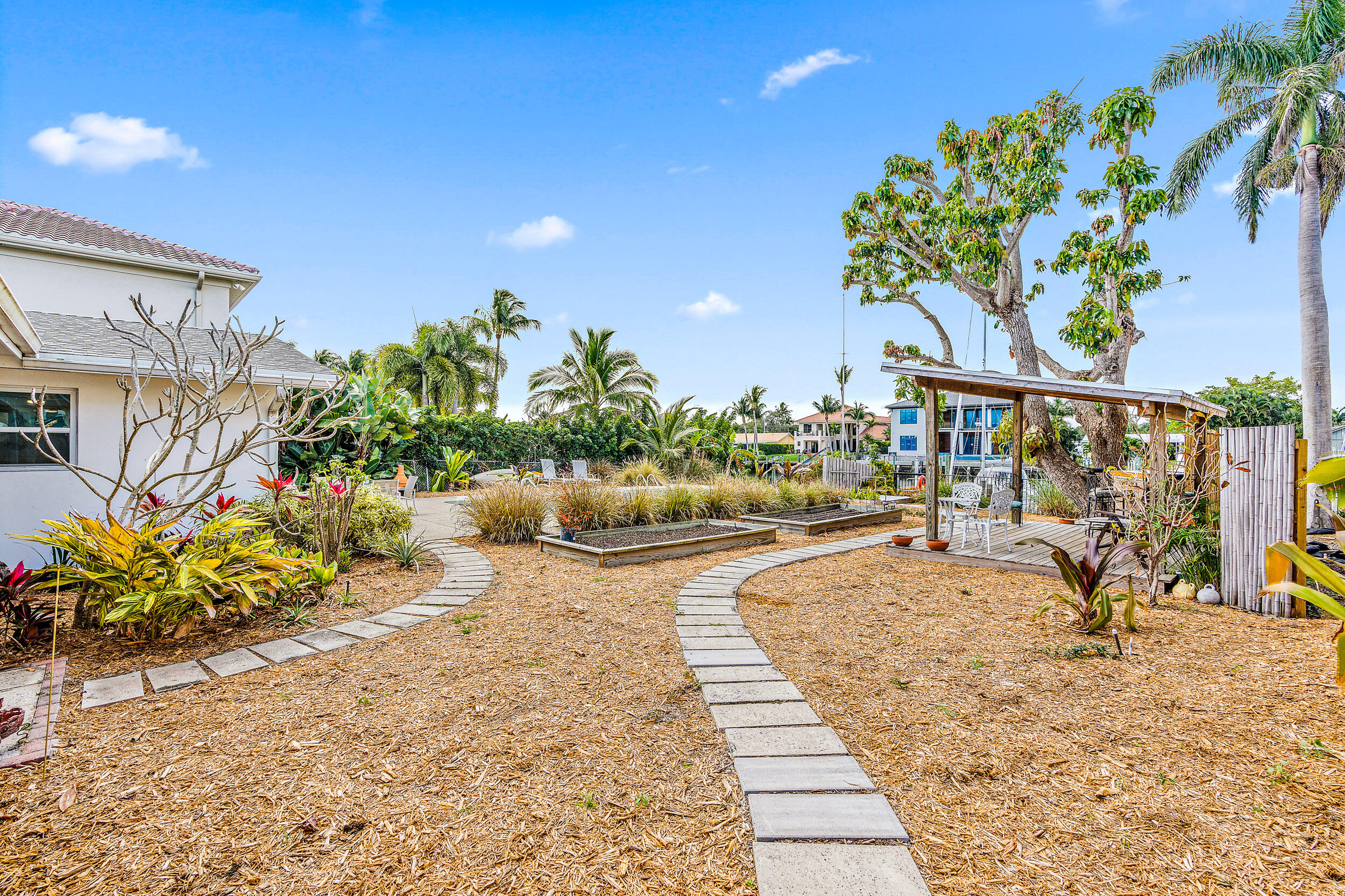 733 Waterway, North Palm Beach FL 33408