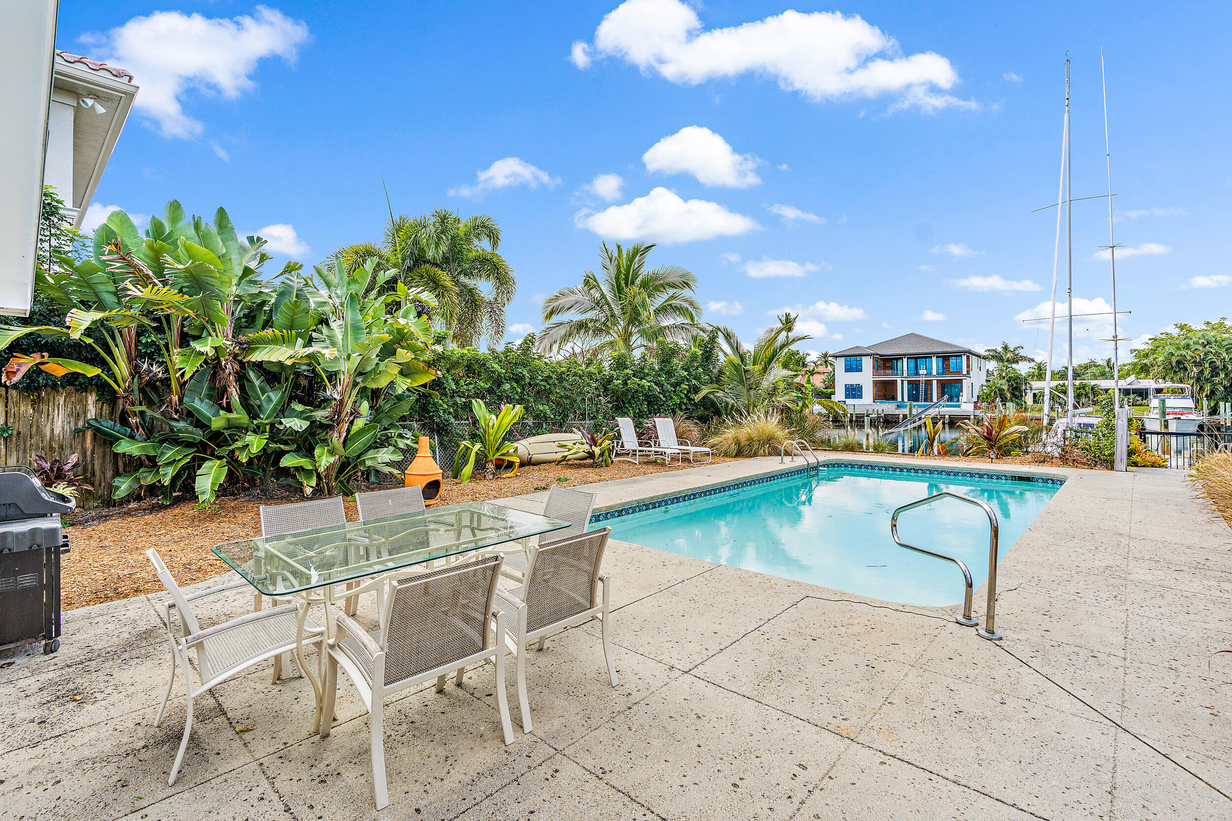 733 Waterway, North Palm Beach FL 33408