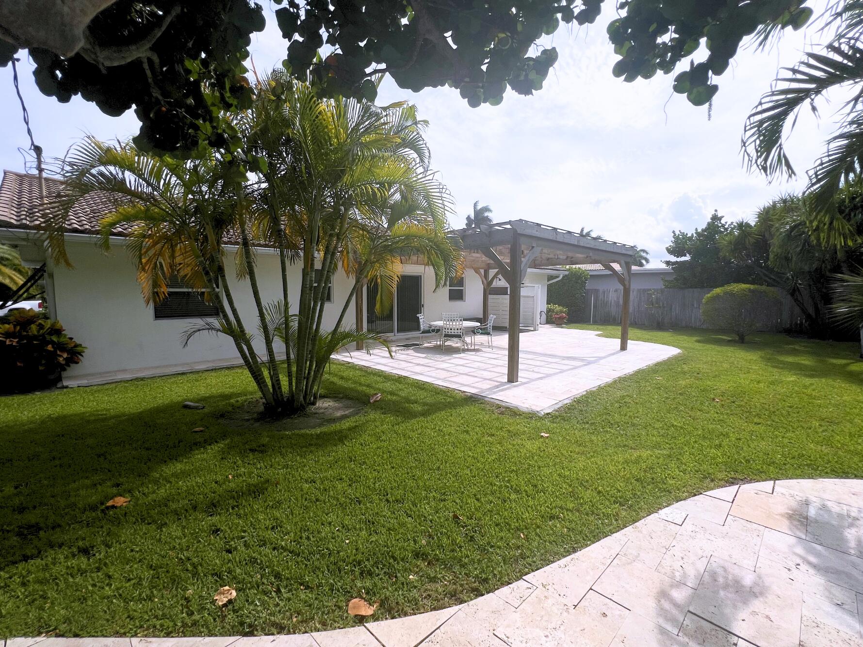 1260 Manor, Riviera Beach FL 33404