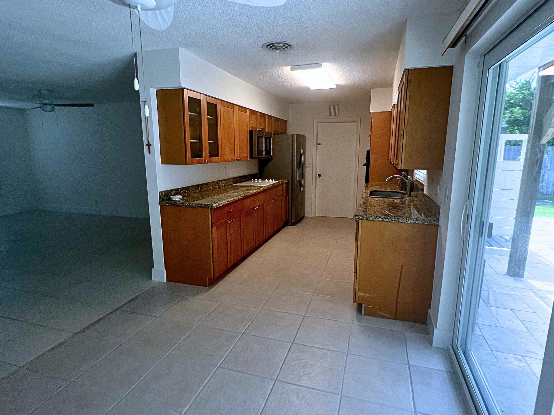 1260 Manor, Riviera Beach FL 33404