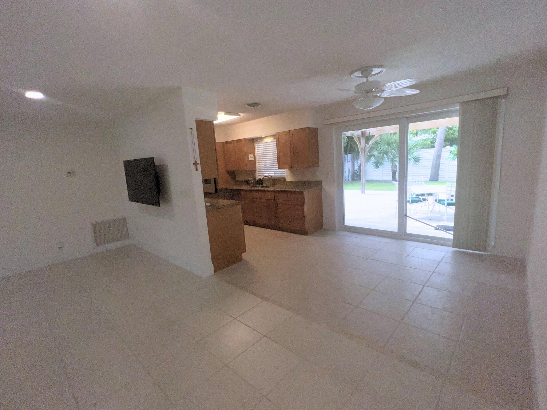 1260 Manor, Riviera Beach FL 33404